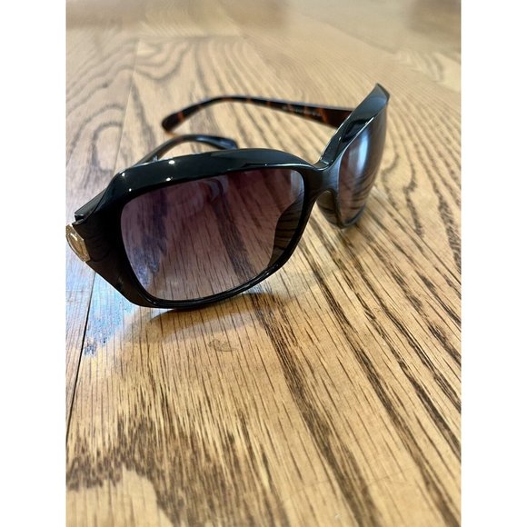 Marc Jacobs Women’s Black Sunglasses W/ Case. Model MMJ 191/S - Picture 6 of 9